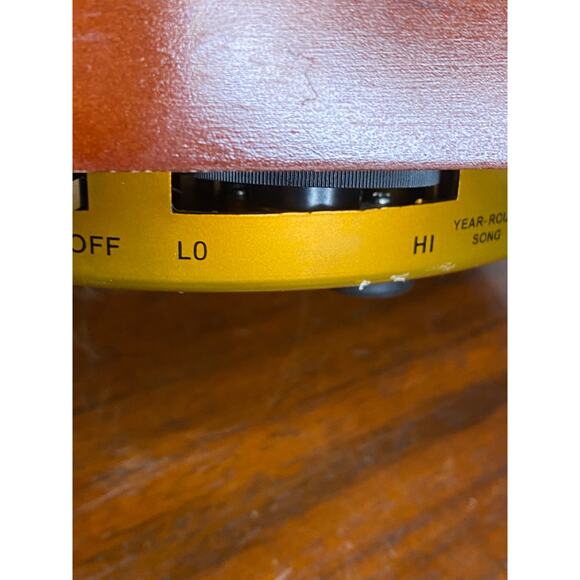 Mr. Christmas Gold Label Millennium Holiday Merry Go Round Musical Carousel - Picture 9 of 12